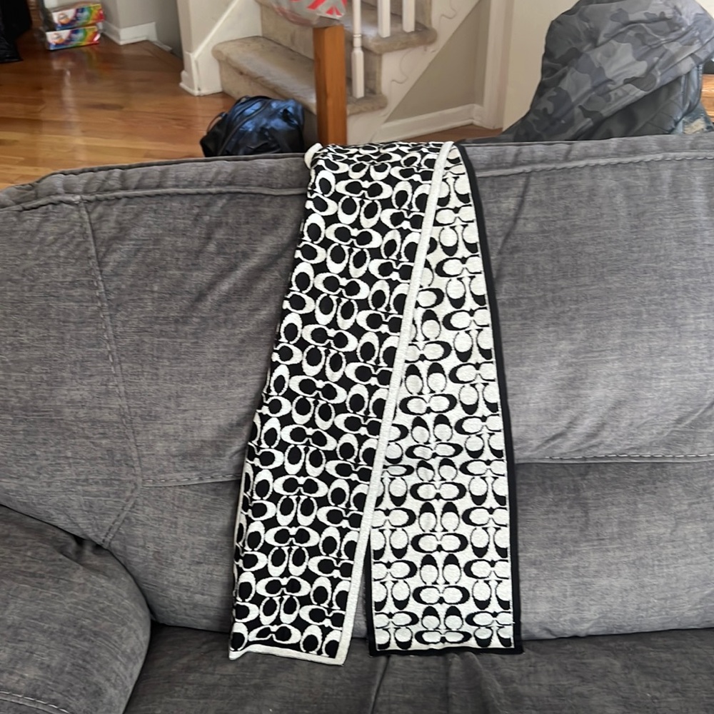Coach scarf